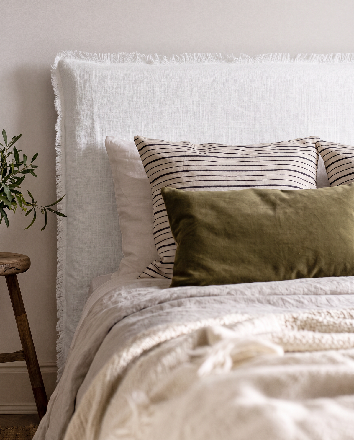 Evia White #White